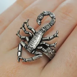 Bague Scorpion Dorée