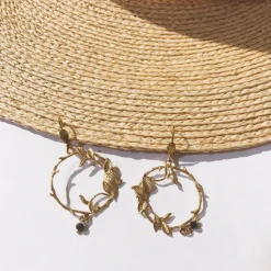 Boucles d'Oreilles Créole en Fleur Dorées