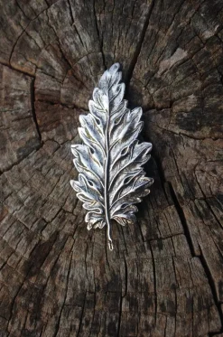Broche Feuille Argentée