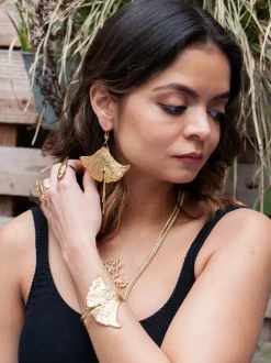 Collier Feuille de Ginkgo Doré
