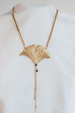 Collier Feuille de Ginkgo Doré